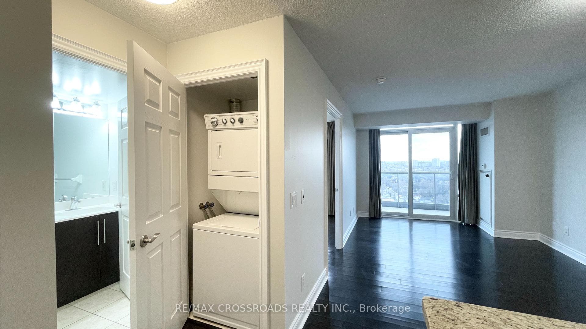 25 Greenview Avenue Unit 2028 photo 10