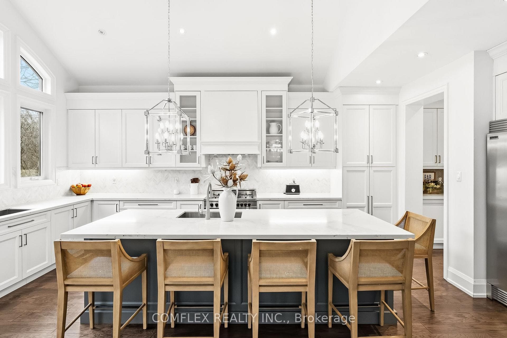 108 Avenue Road photo 10