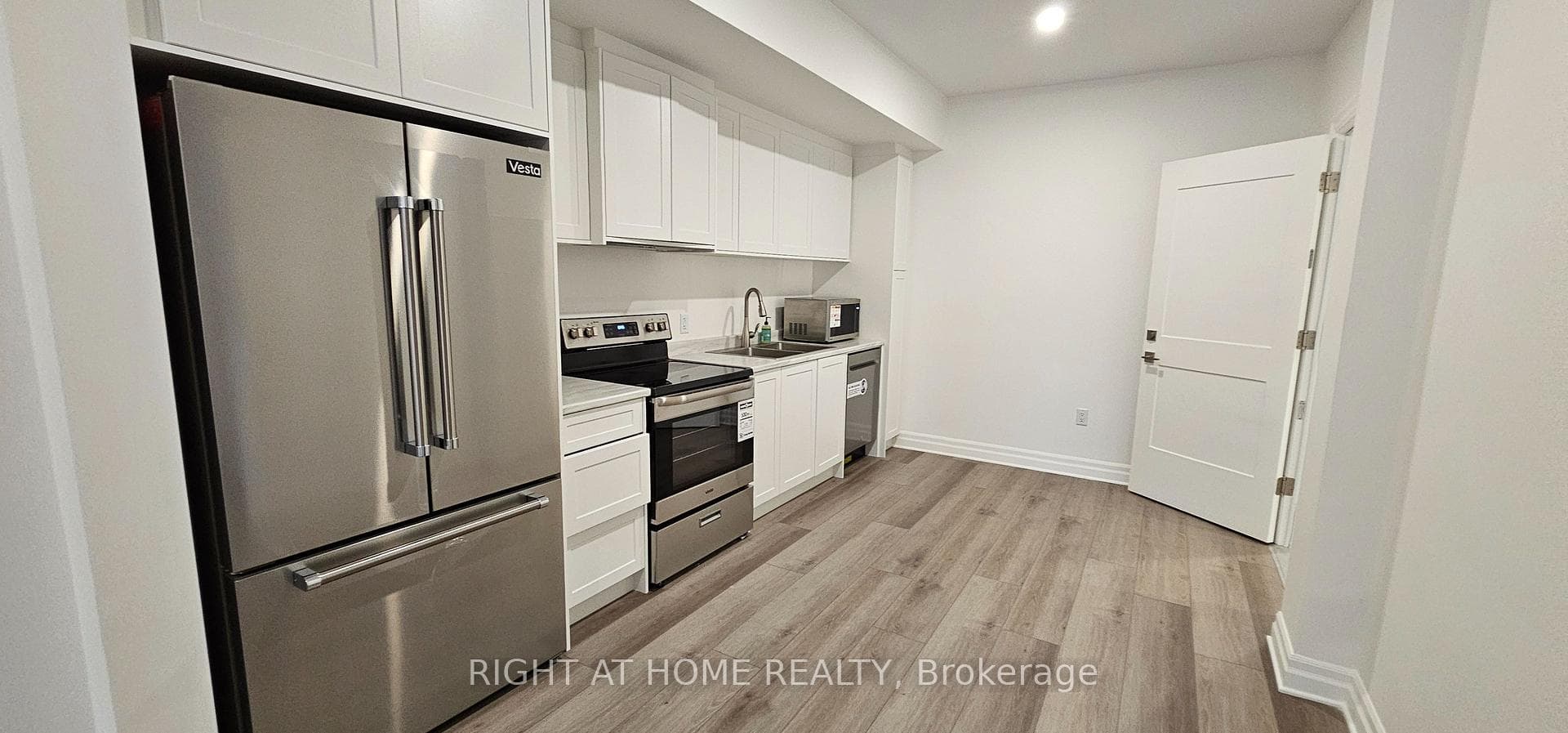 7499 Marvel Drive Unit Main photo 3
