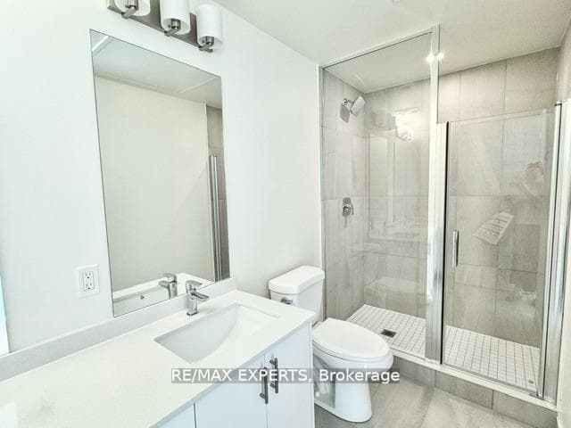 8960 Jane Street Unit 424 photo 13