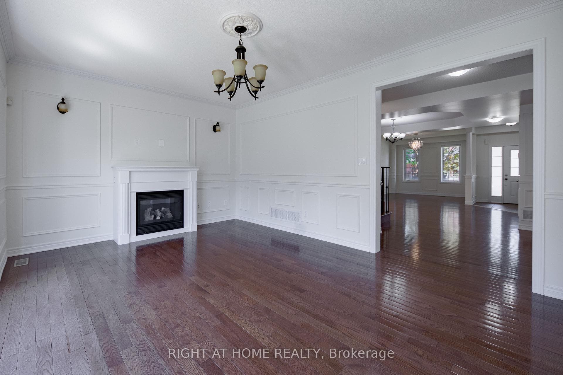11 Amstel Avenue photo 9