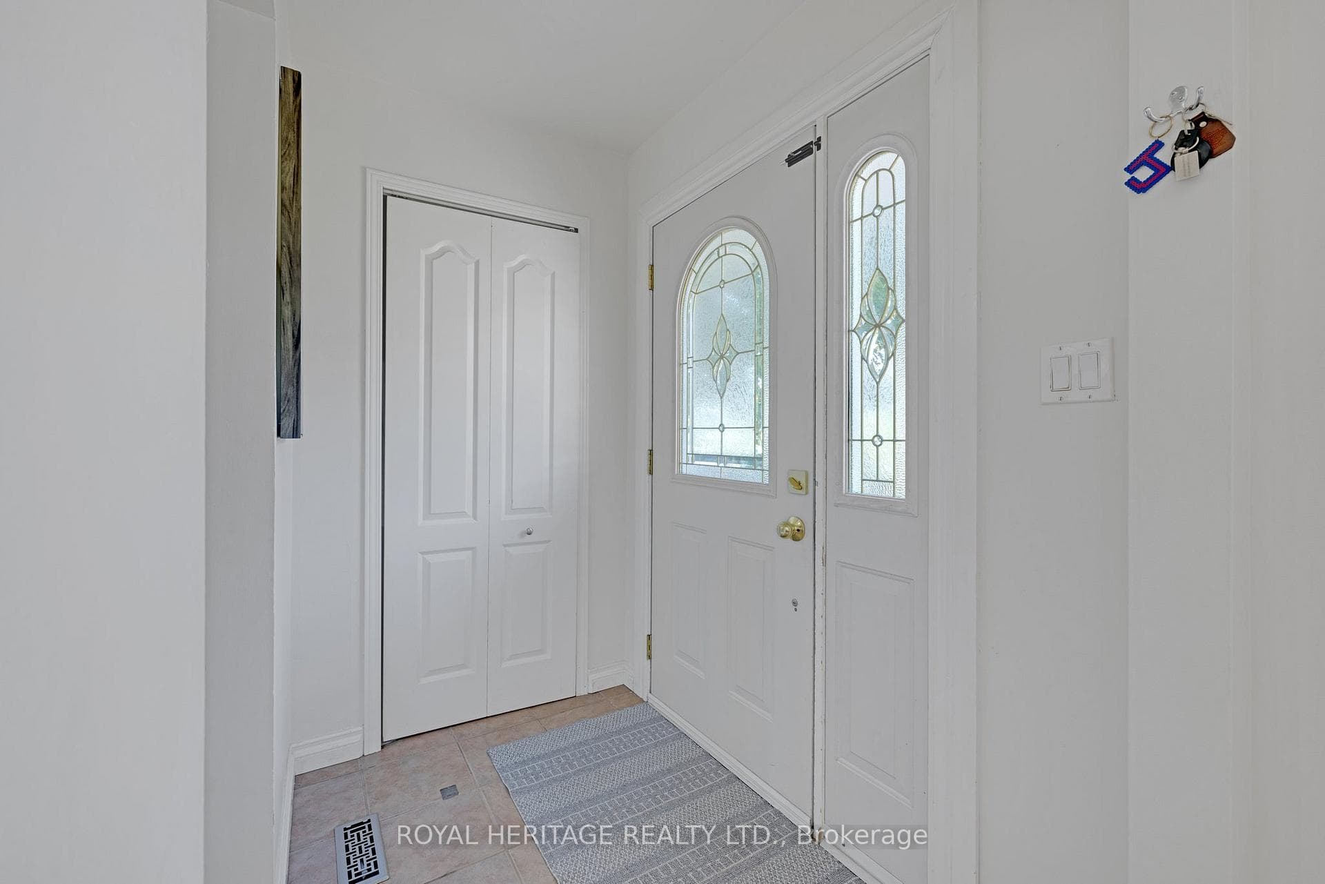 33 Vanstone Court photo 5