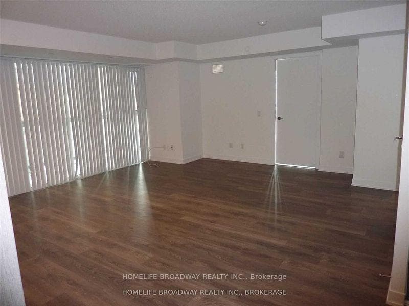 87 Peter Street Unit 813 photo 3