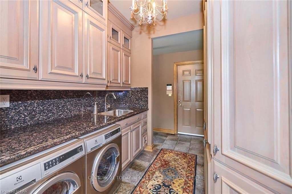 2122 NIGH Road photo 16