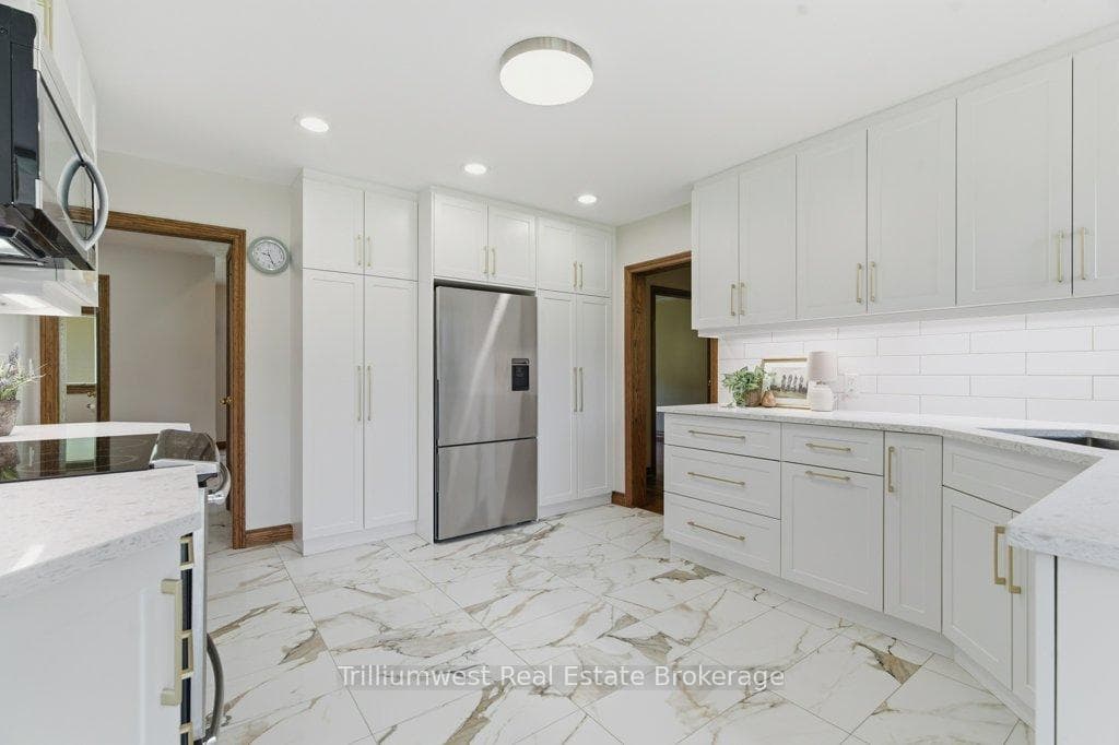 32 Sunset Drive photo 13