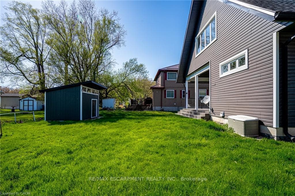 18 Walter Street photo 36