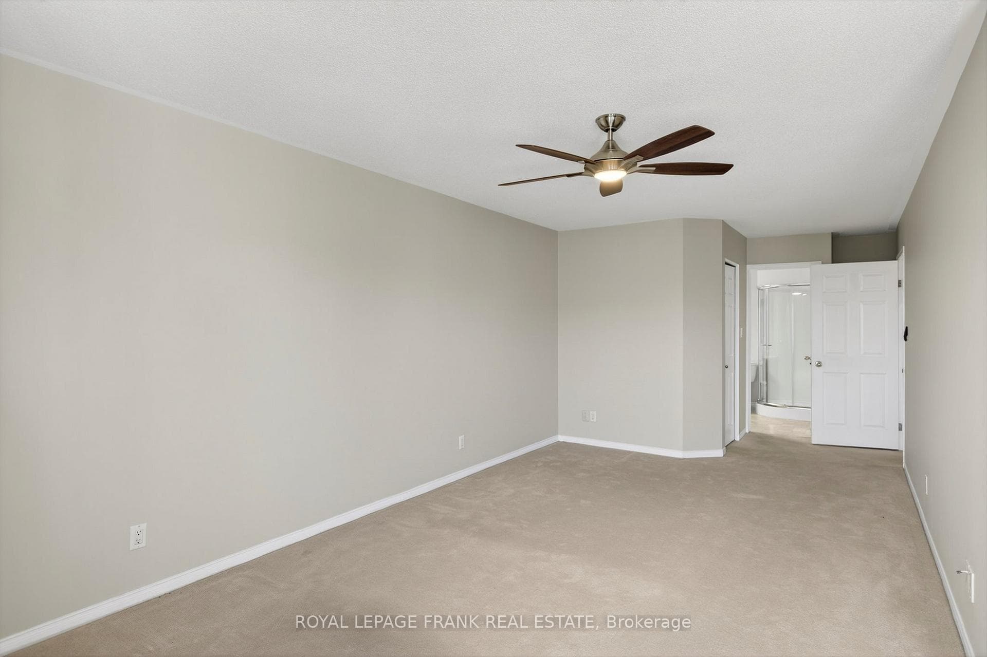 1099 Clonsilla Avenue Unit Bldg C #310 photo 20