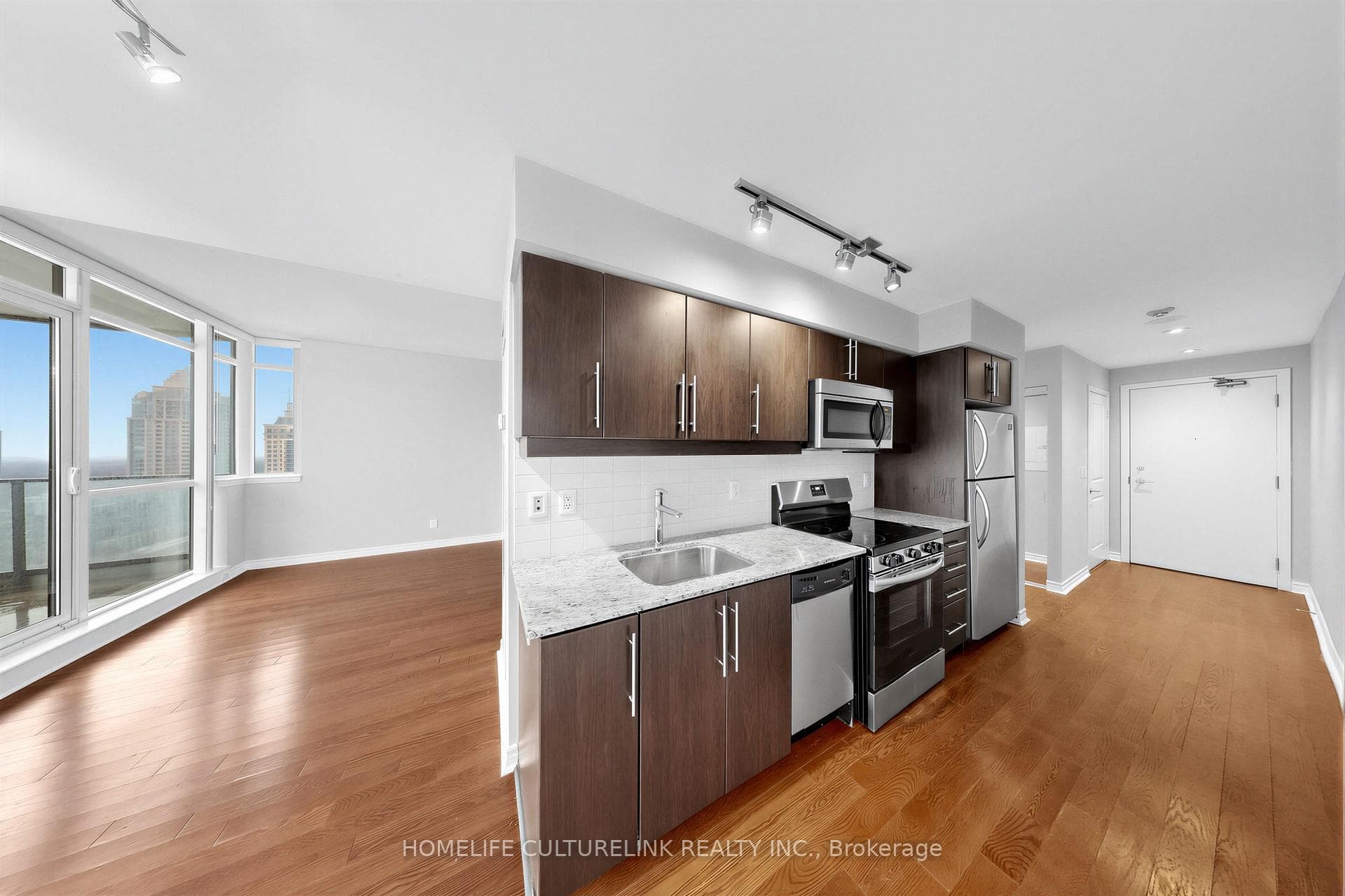 2885 Bayview Avenue Unit 1323 photo 9