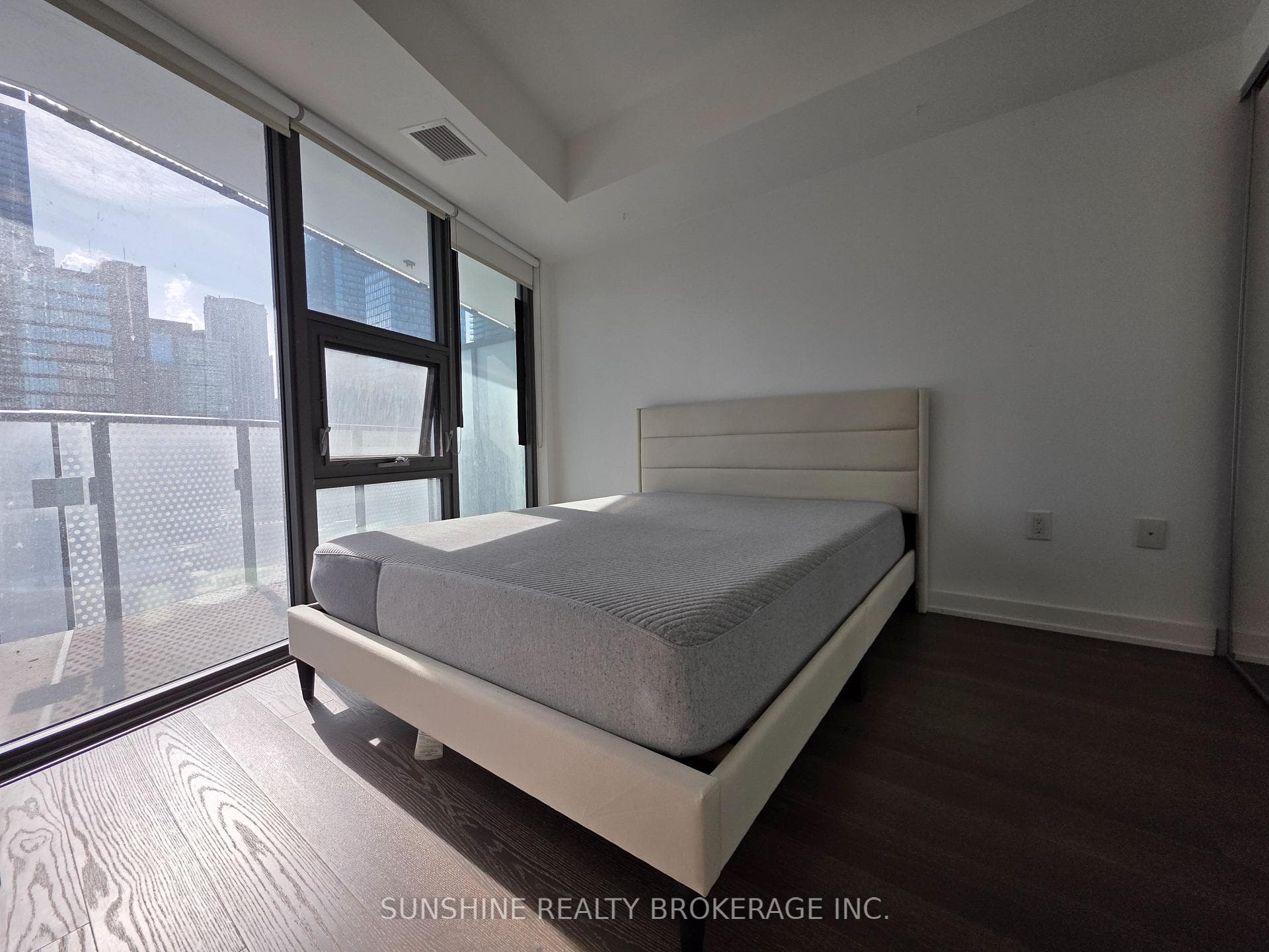 11 Wellesley Street Unit 1004 photo 22