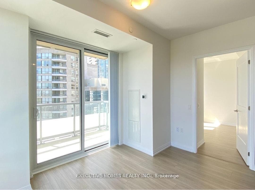 25 Holly Street Unit 1109 photo 8