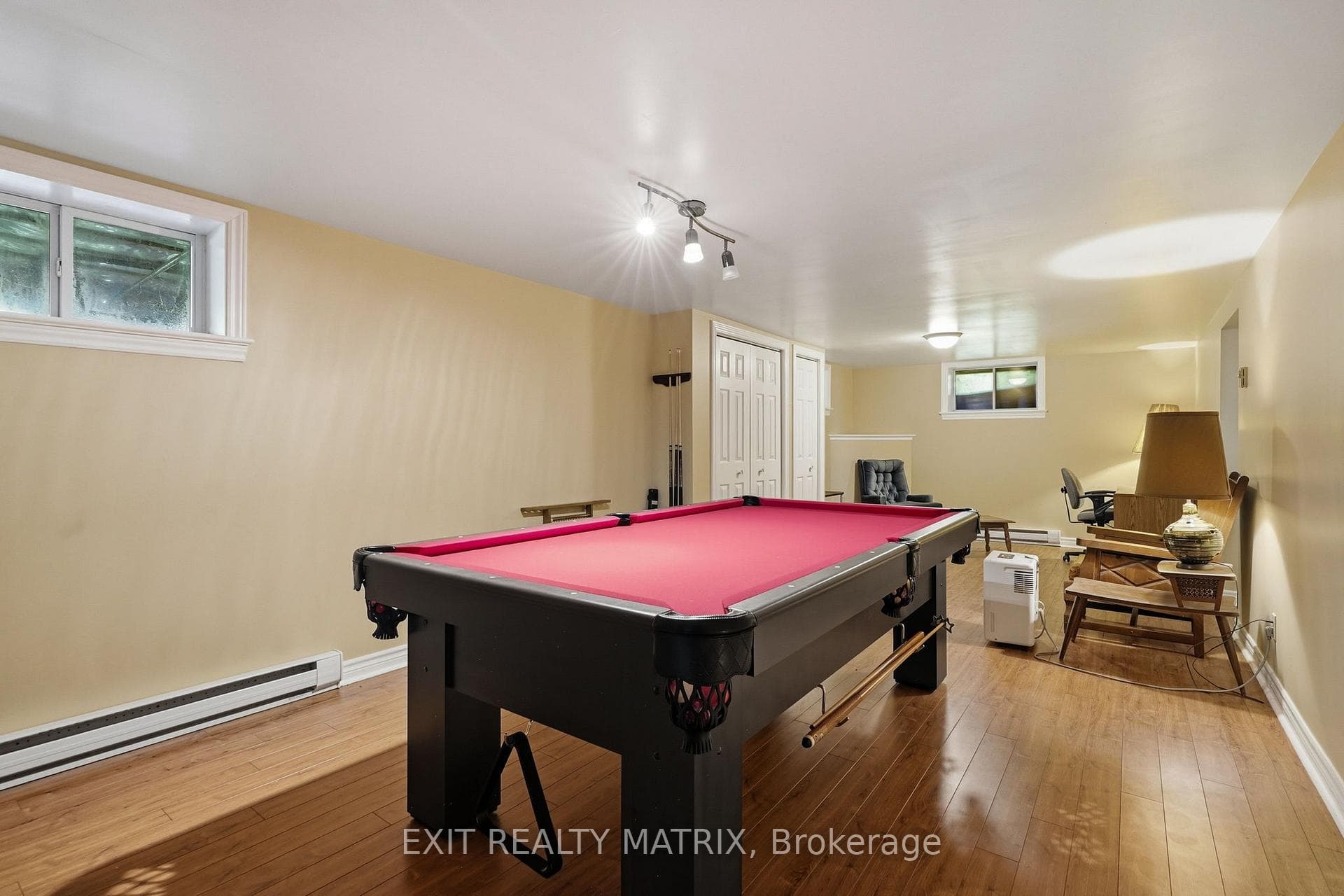 3 Hillview Circle photo 25