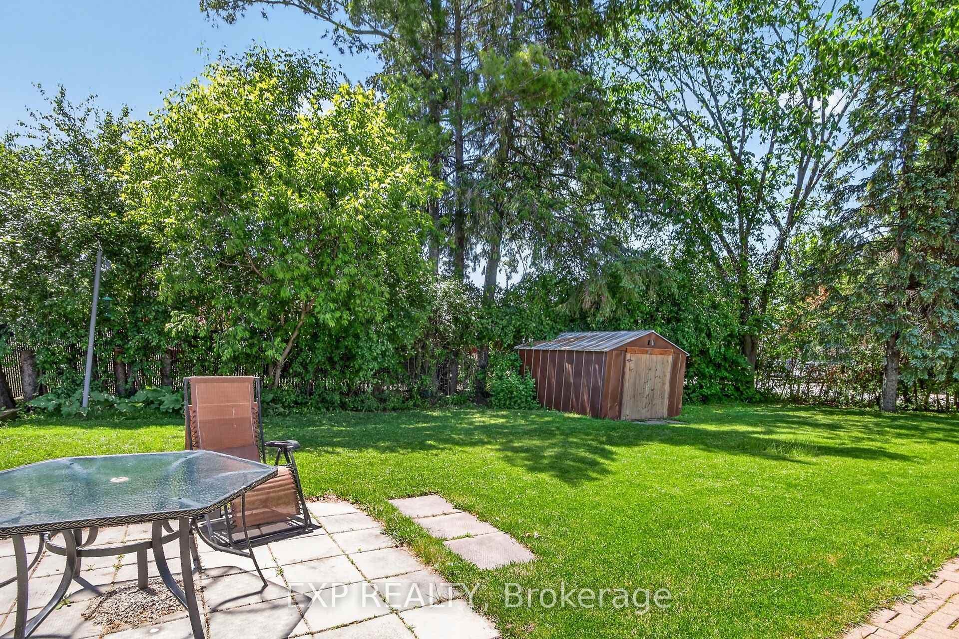 338 William Street photo 50