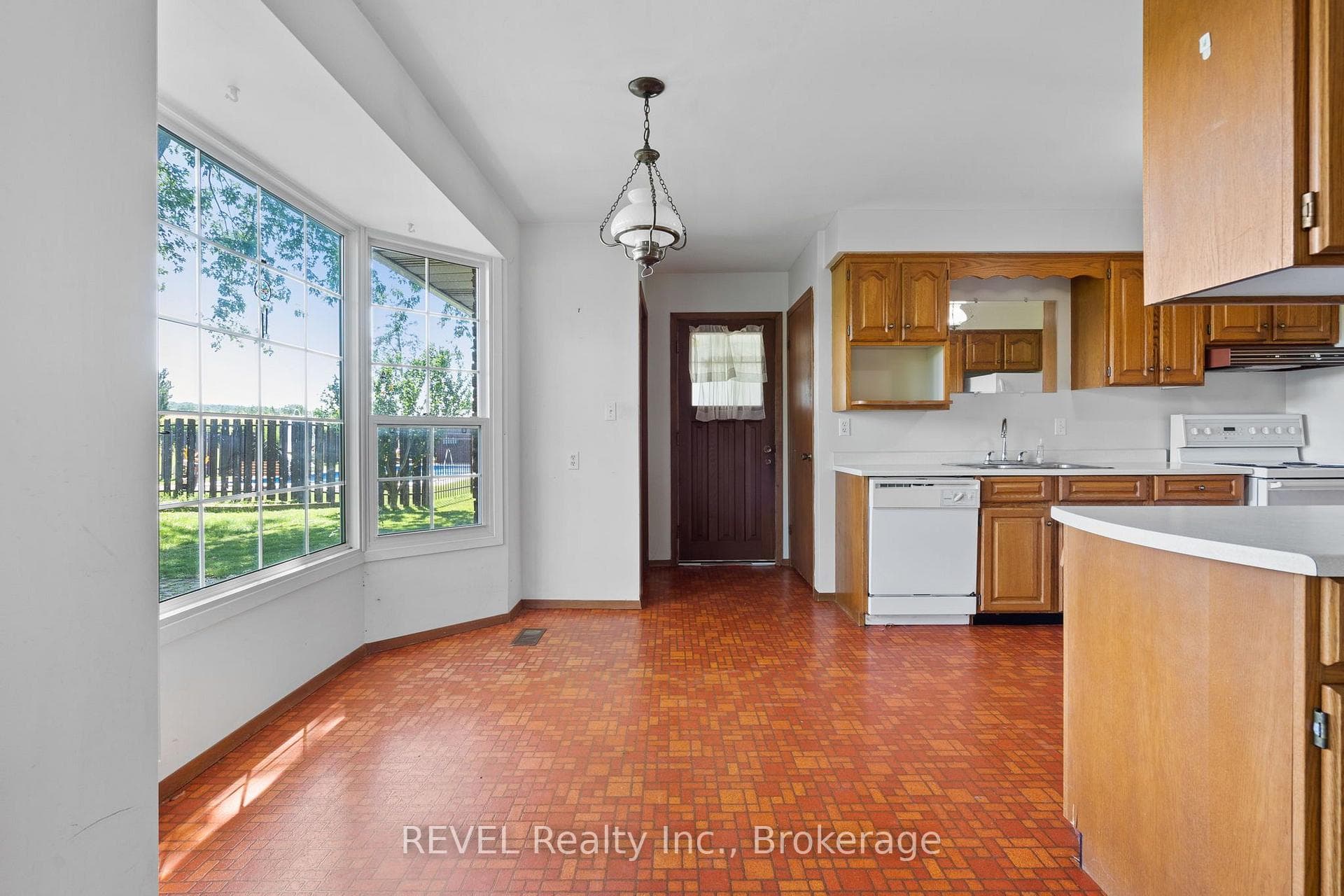 4198 Regent Court photo 18