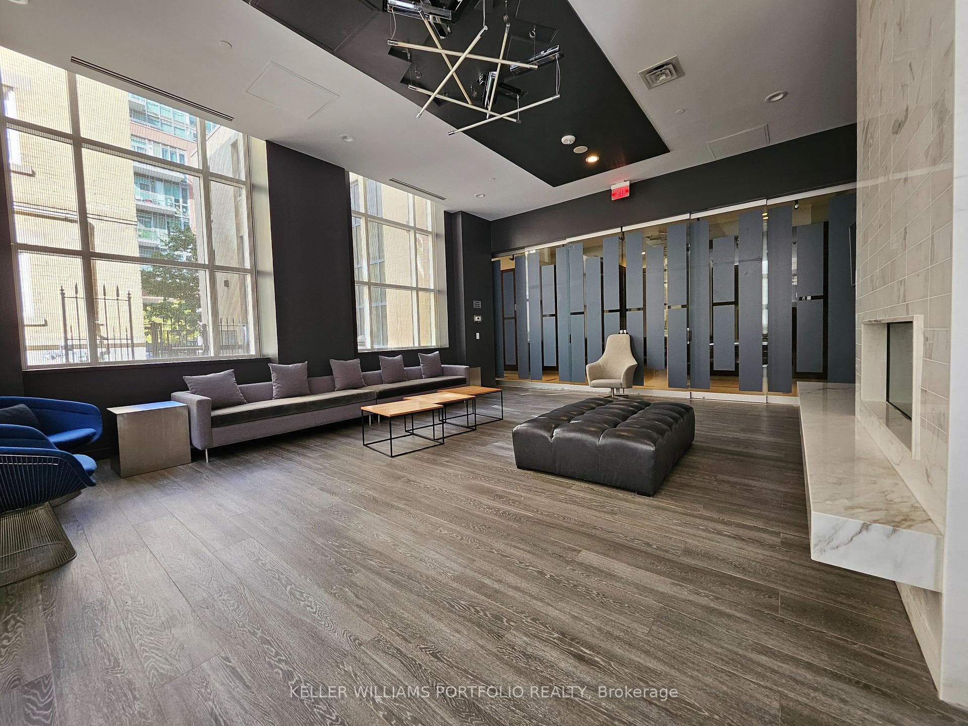 105 George Street Unit 2012 photo 19