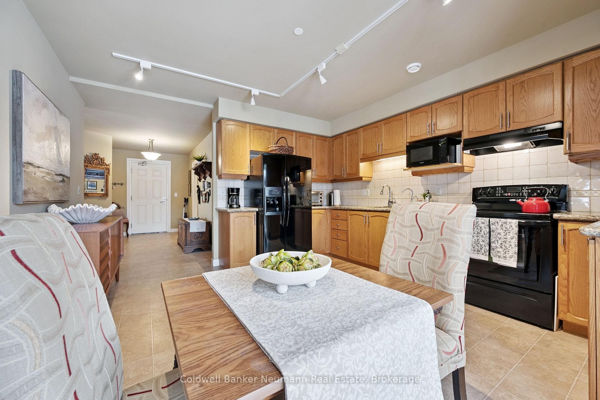 65 Bayberry Drive Unit 202 photo 11
