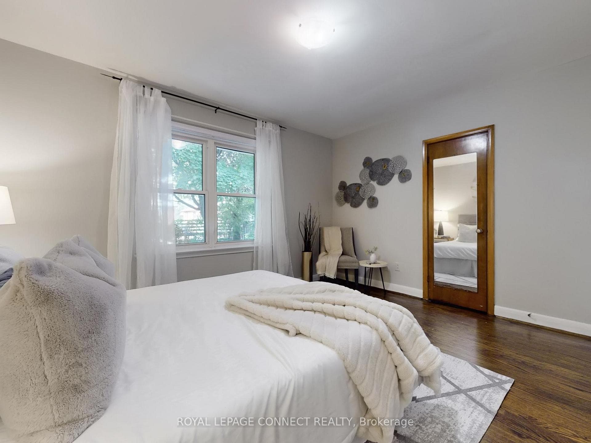 54 Flintridge Road photo 16