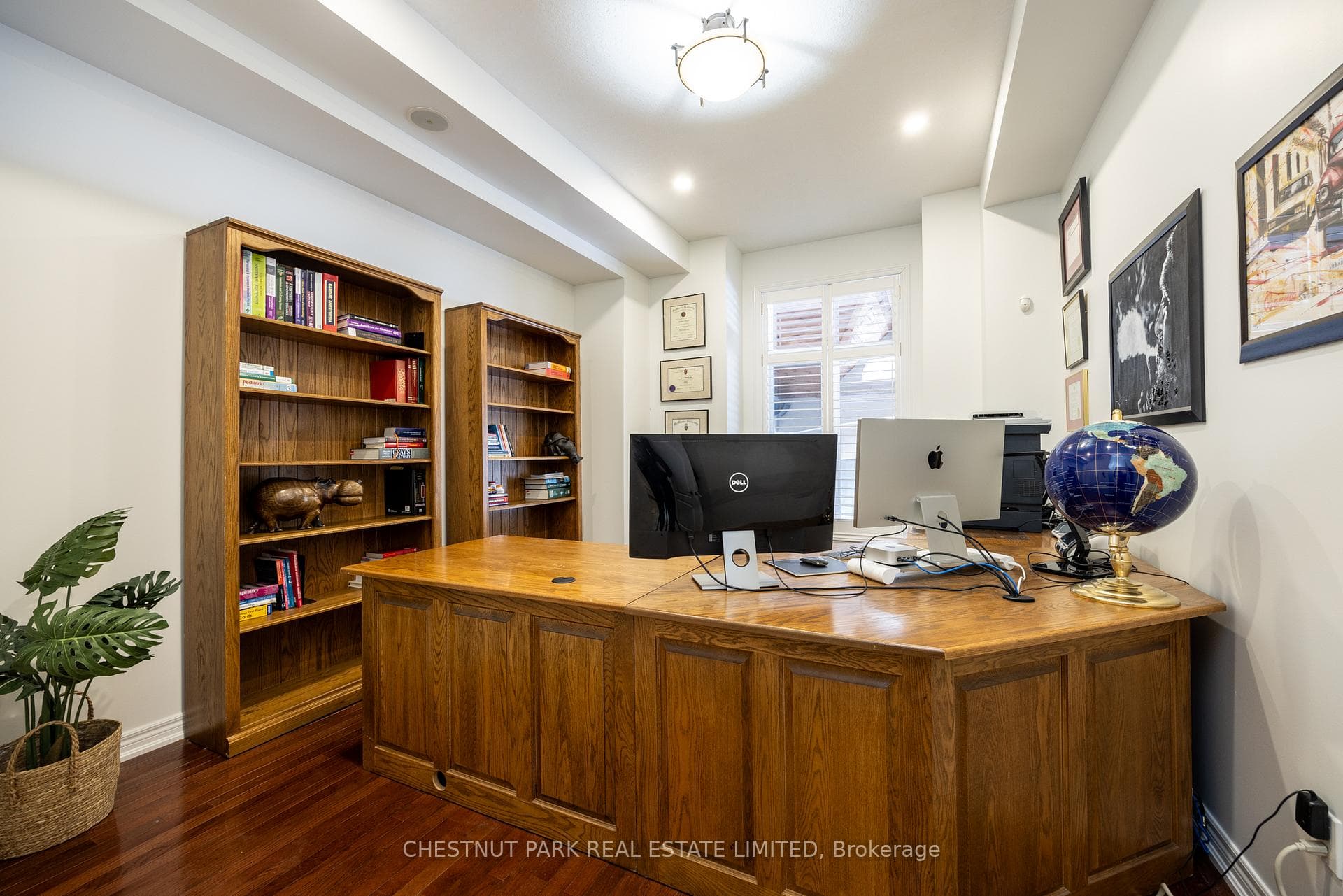 48 Playfair Court photo 9