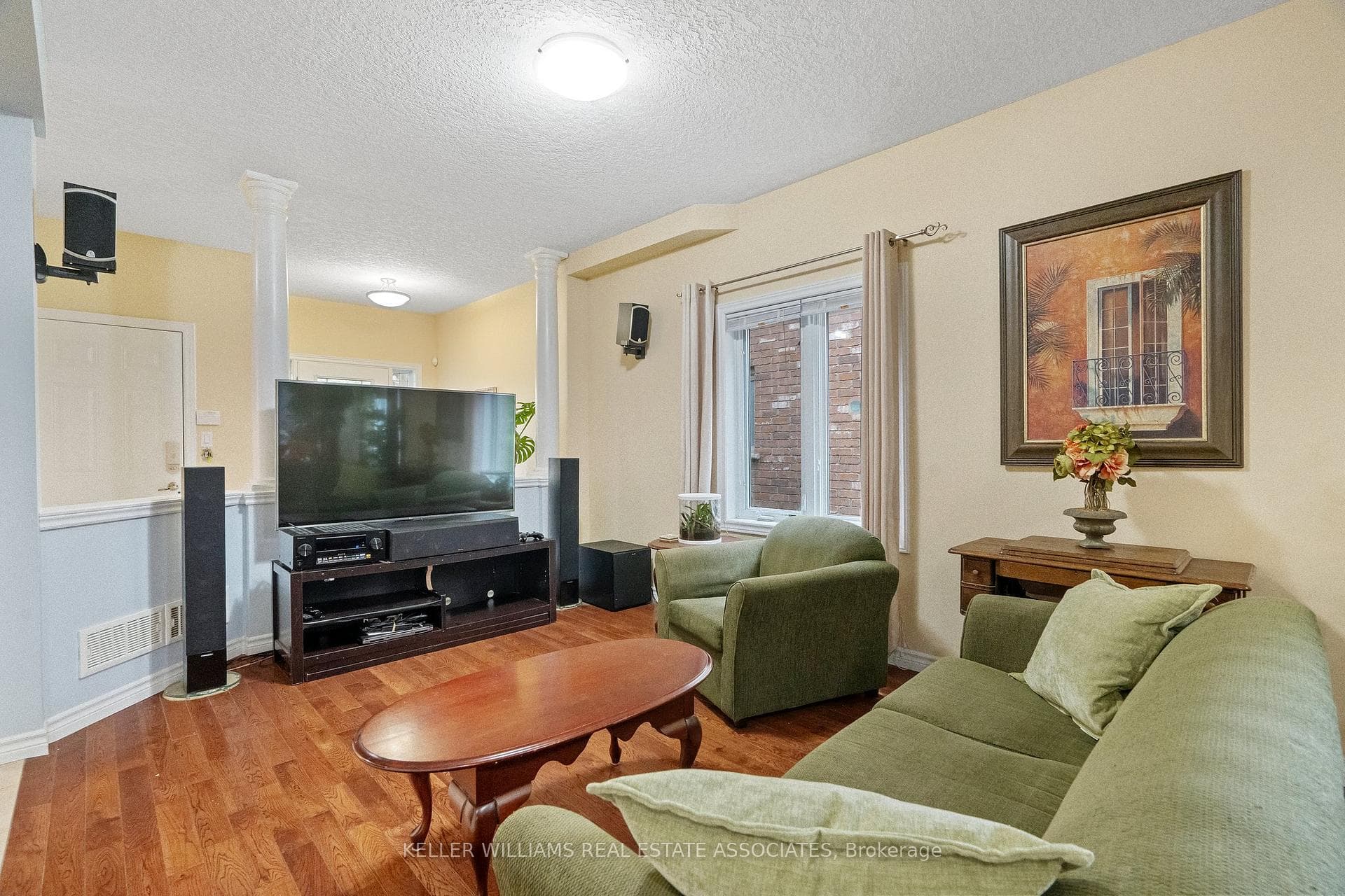 95 Yates Avenue photo 7