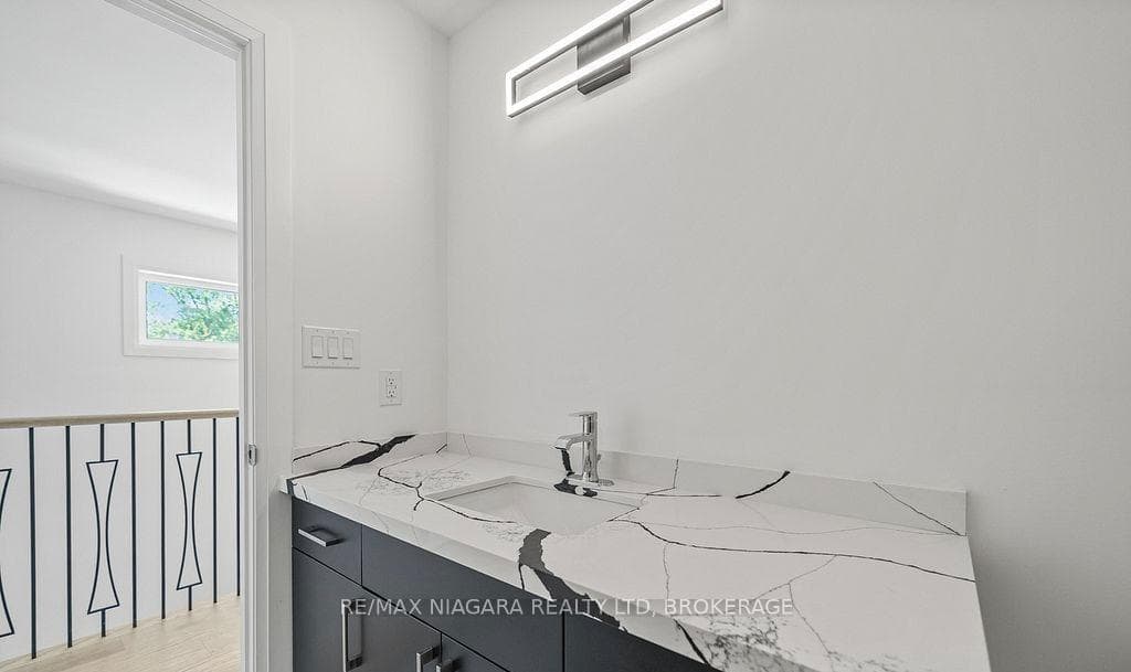 185A Rykert Street photo 10