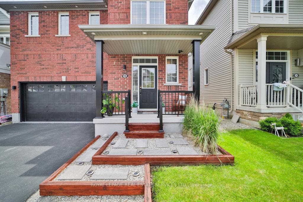 15 Mcallistar Drive photo 3