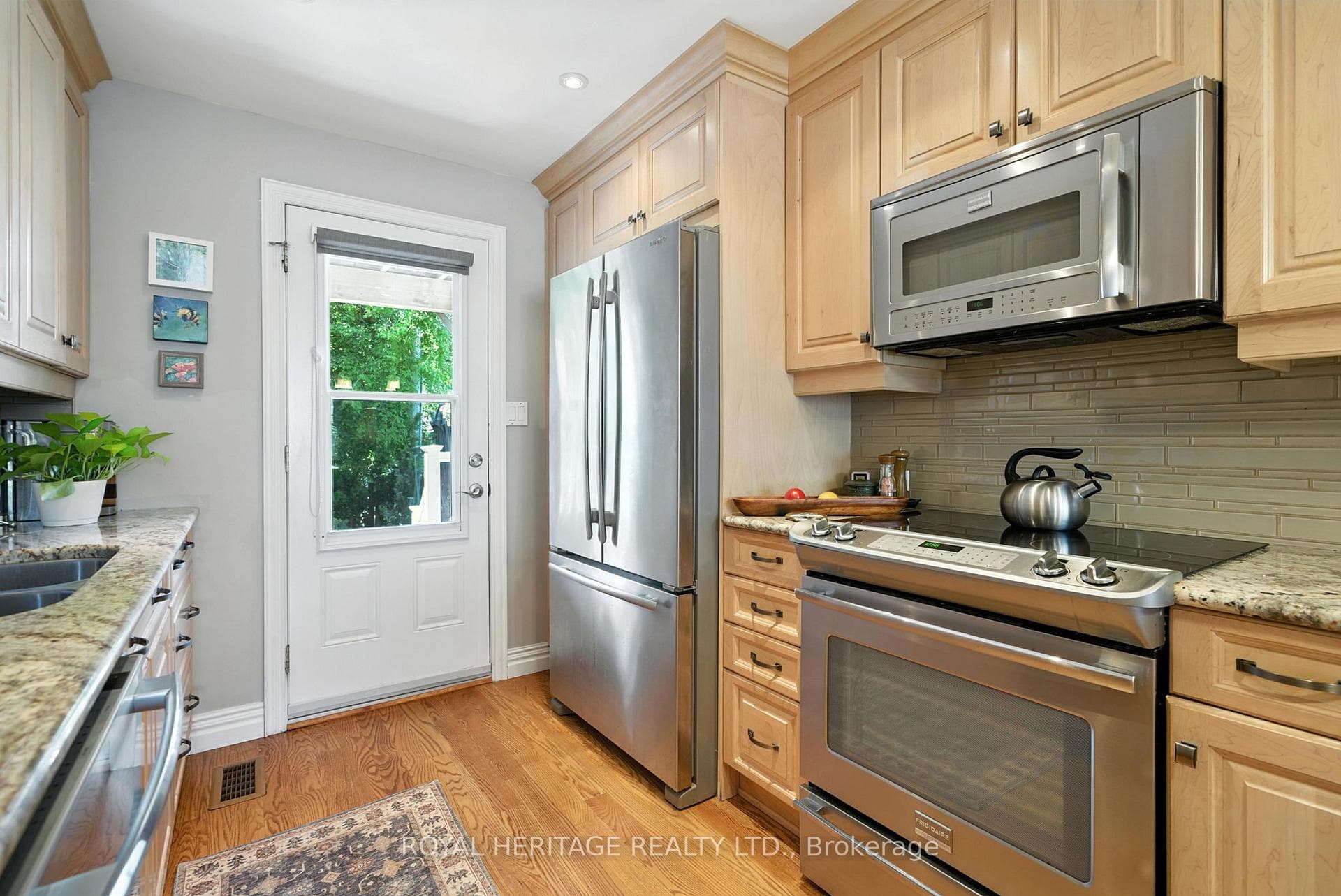 713 Maryland Avenue photo 6