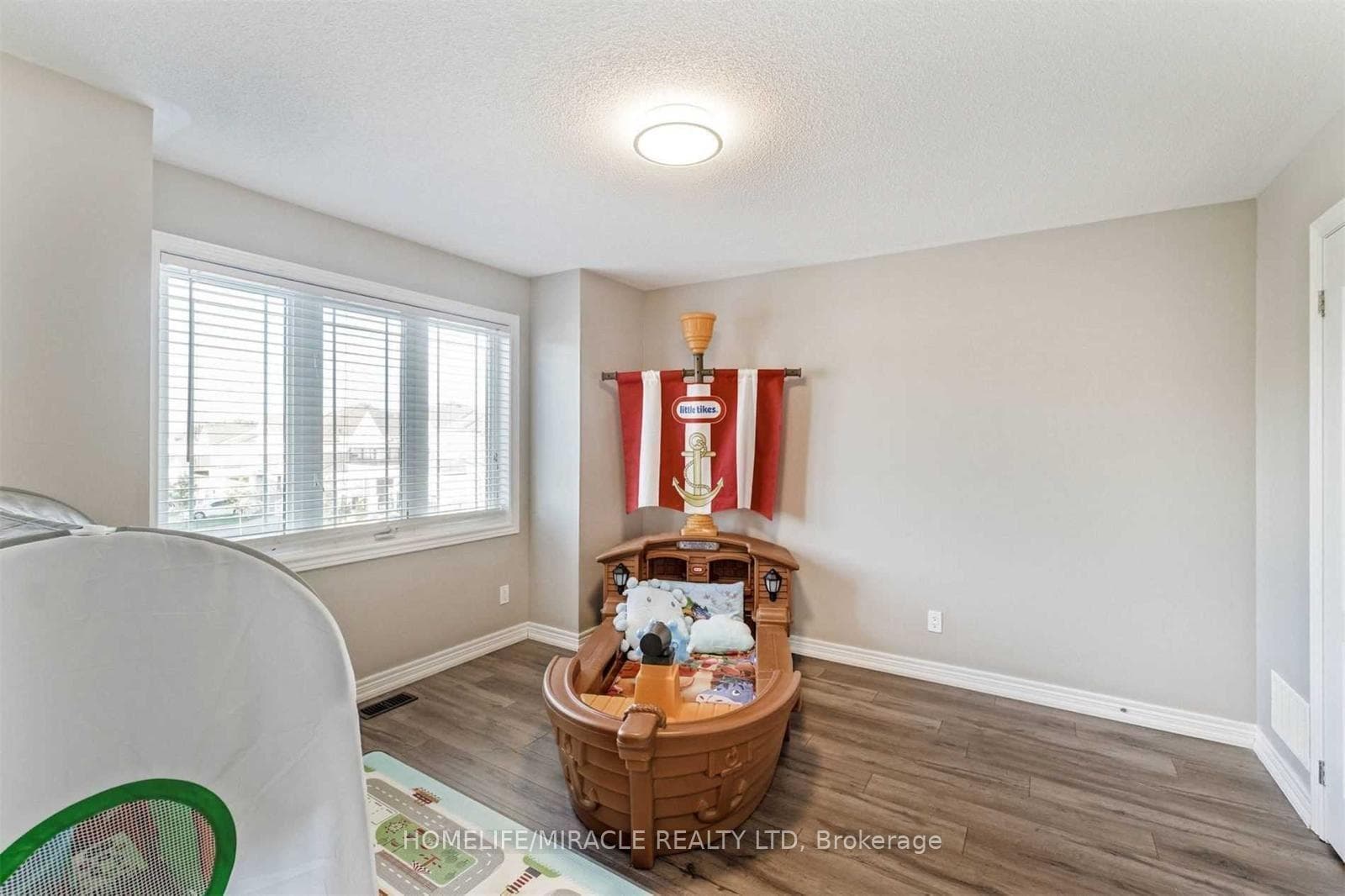 766 Miltonbrook Crescent Unit Upper photo 14