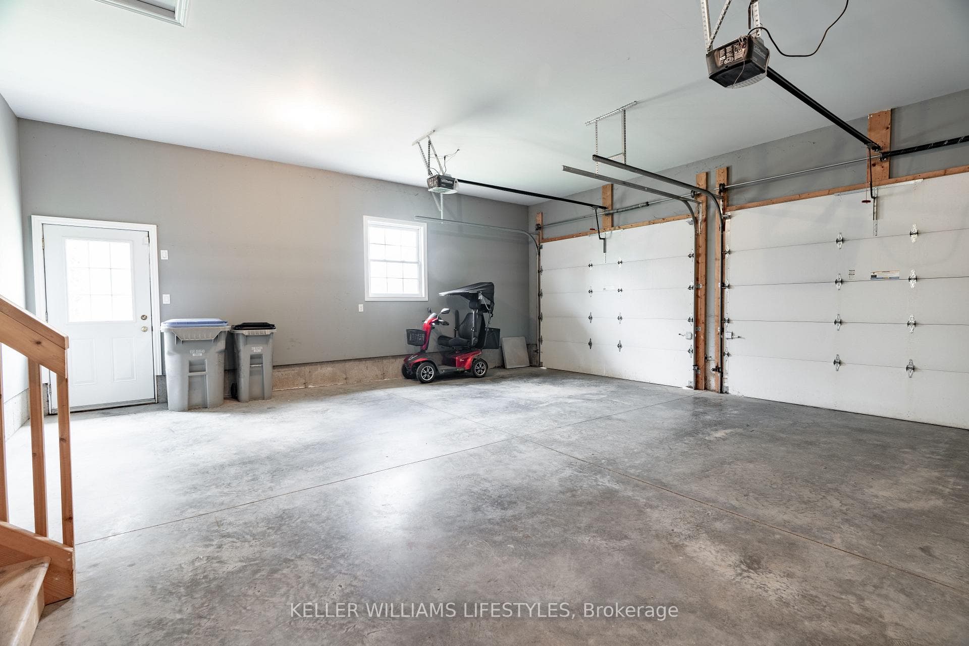 111 Jenna Drive photo 37