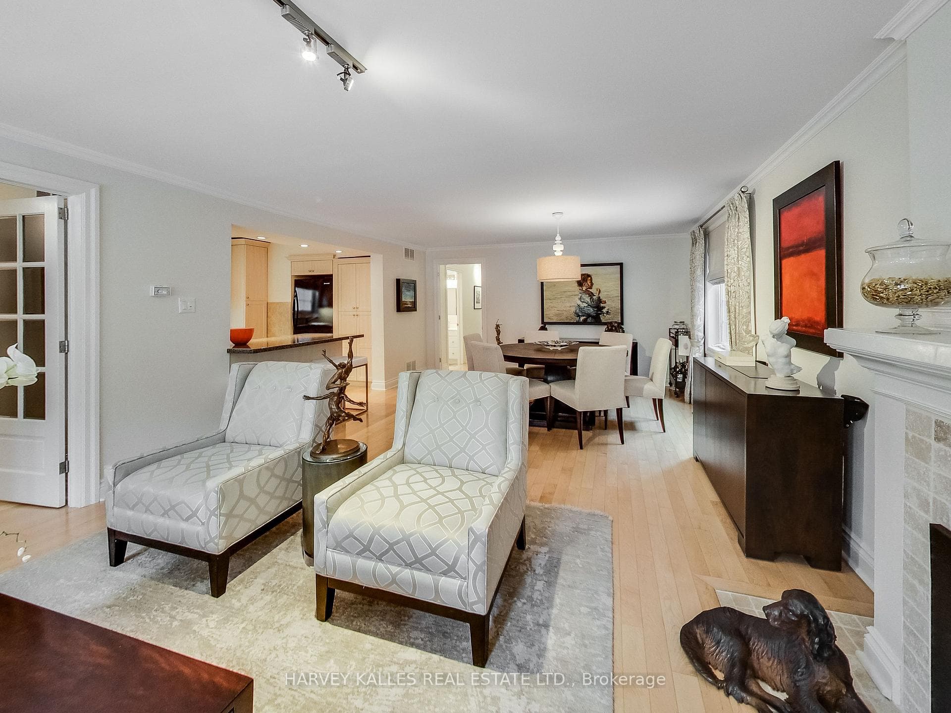 9 Highbourne Road Unit Main photo 6