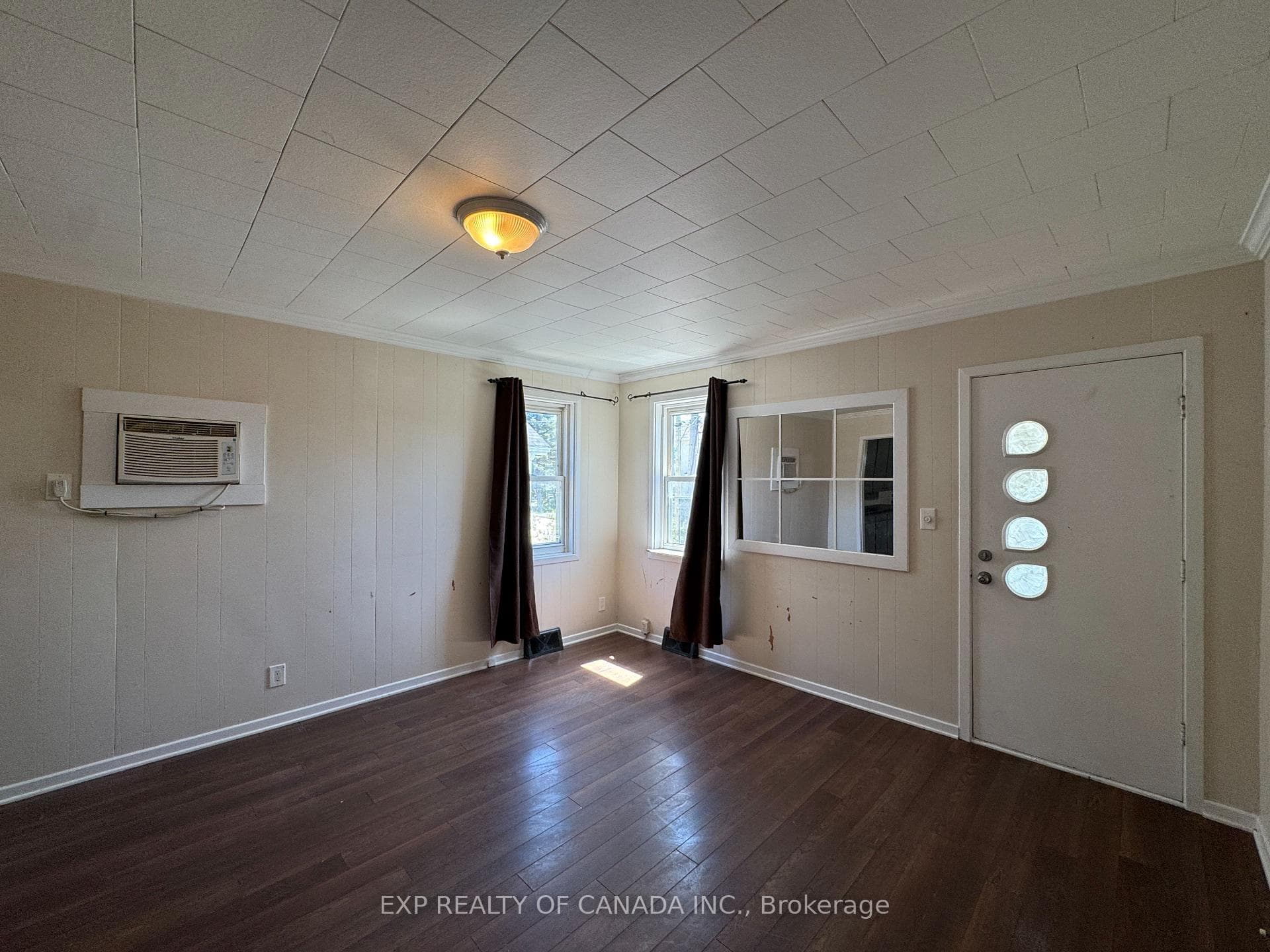 Plenty of natural light