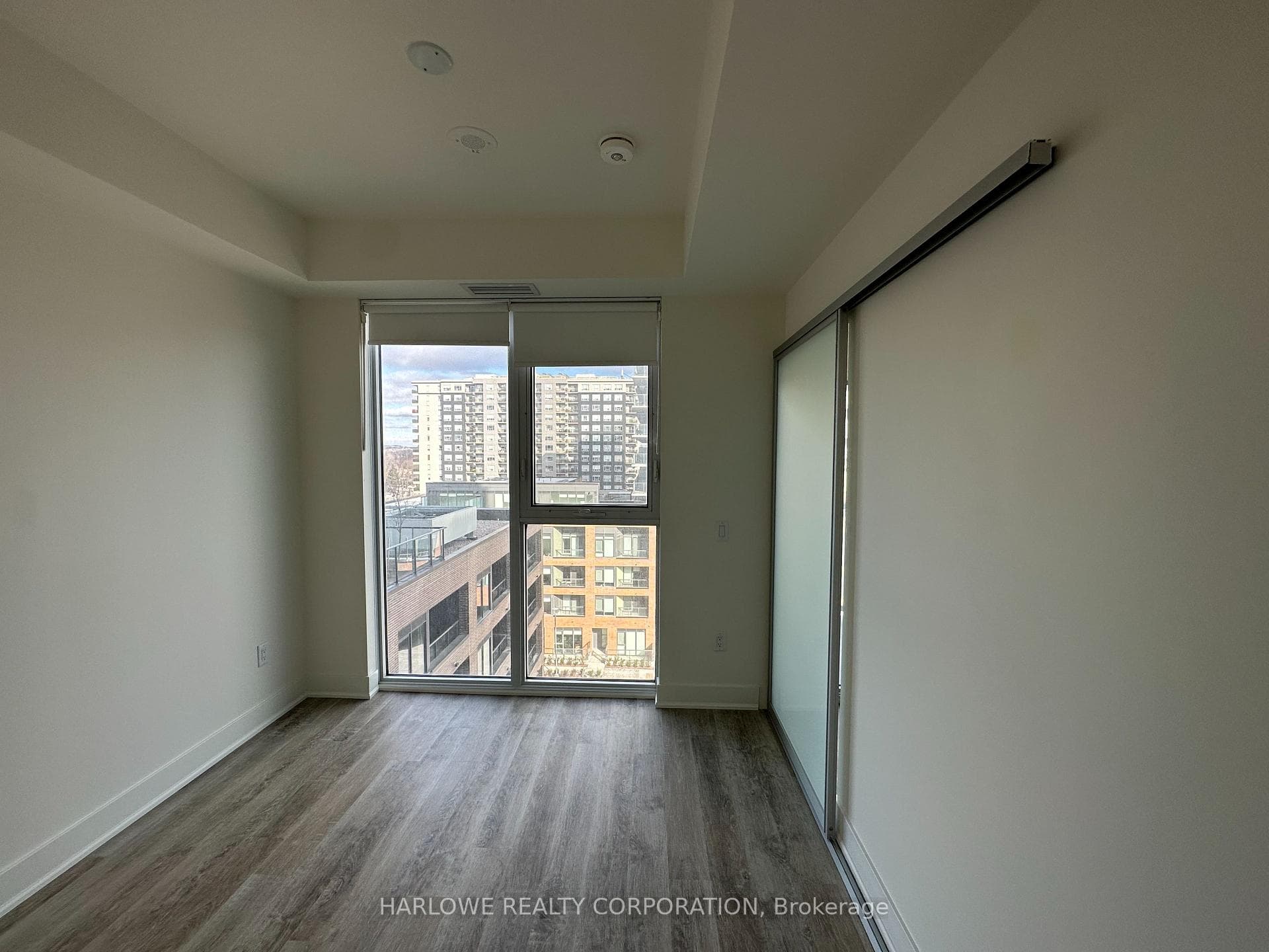 185 Deerfield Road Unit 601 photo 10