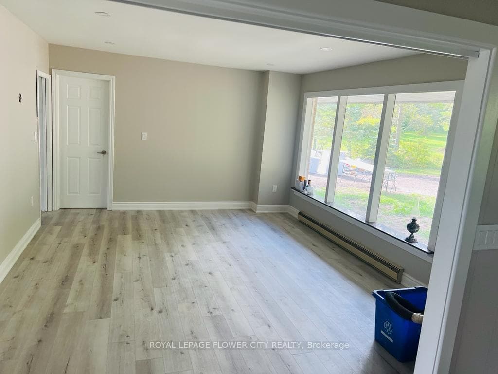 14581 Mount Pleasant Street photo 5