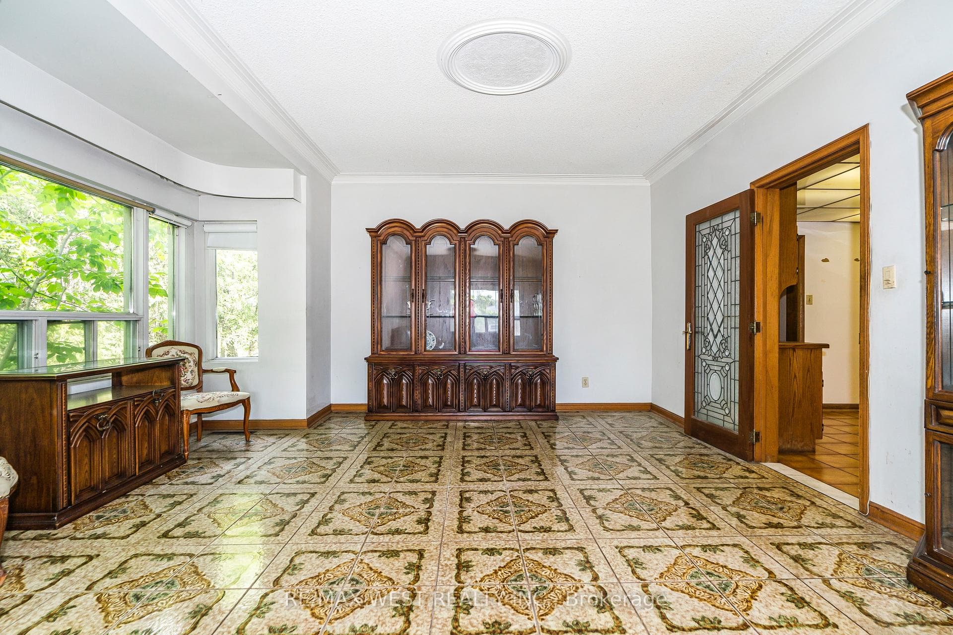 248 Rustic Road photo 9