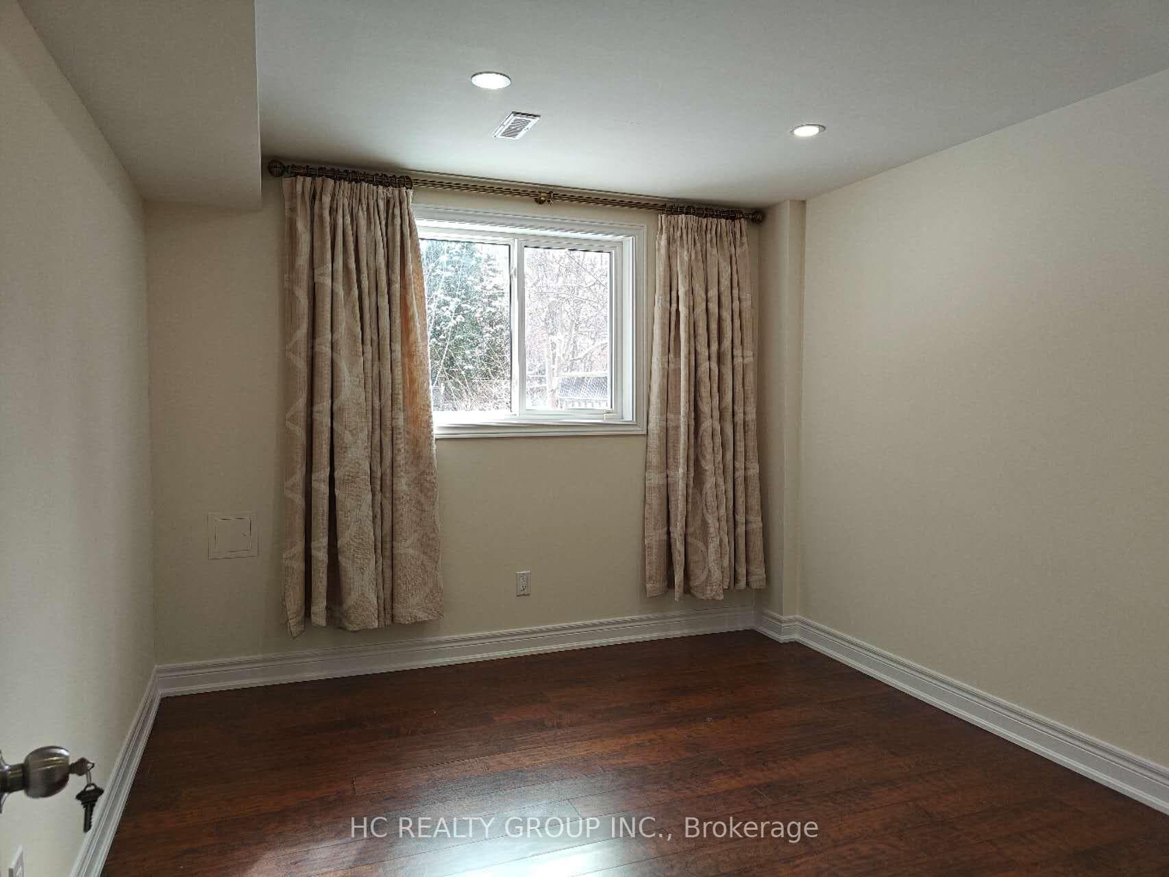 Basement 4 Pine Bough Manor photo 9
