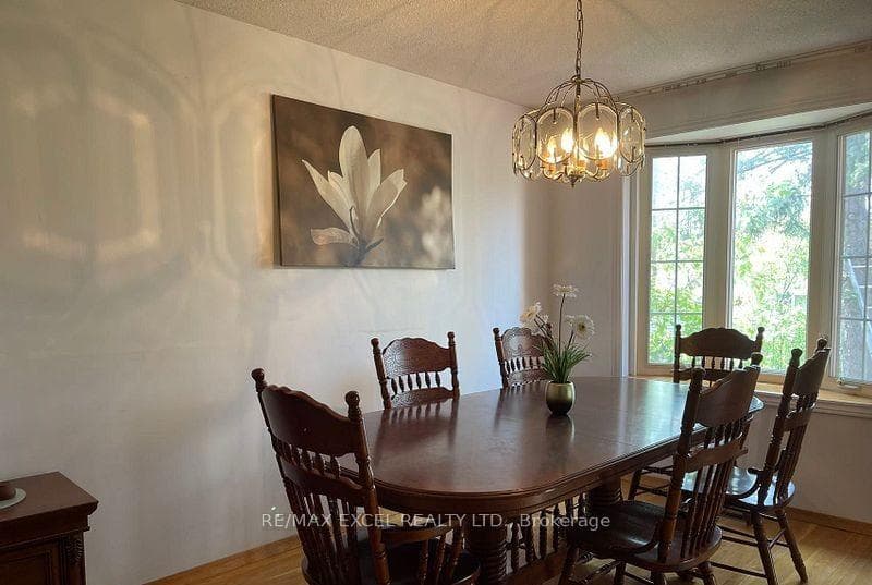 44 APPLEMORE Road photo 5