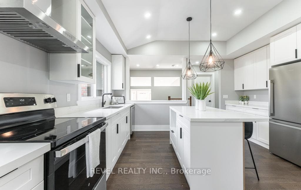 71 Diffin Drive photo 6