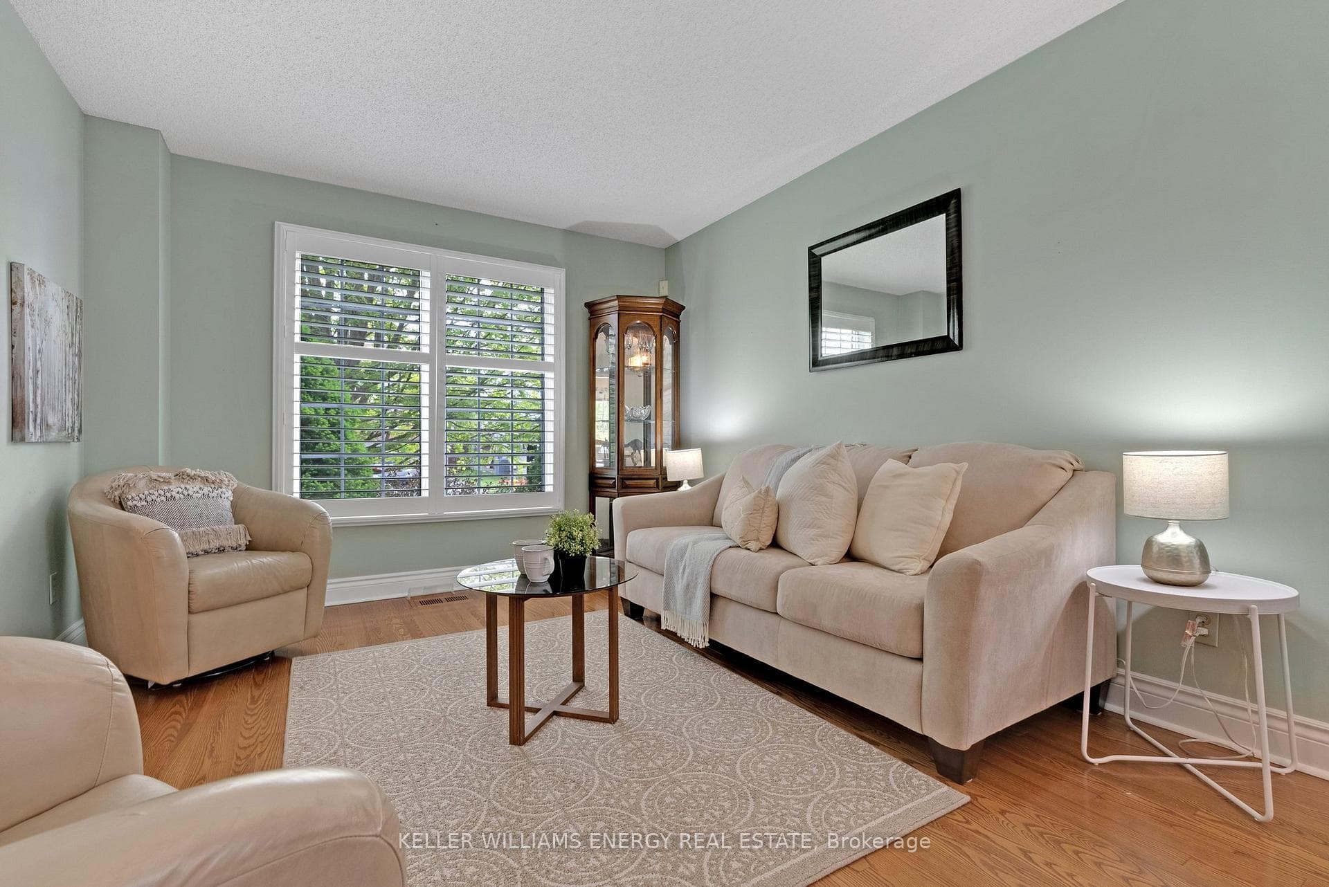 969 Frei Street photo 5
