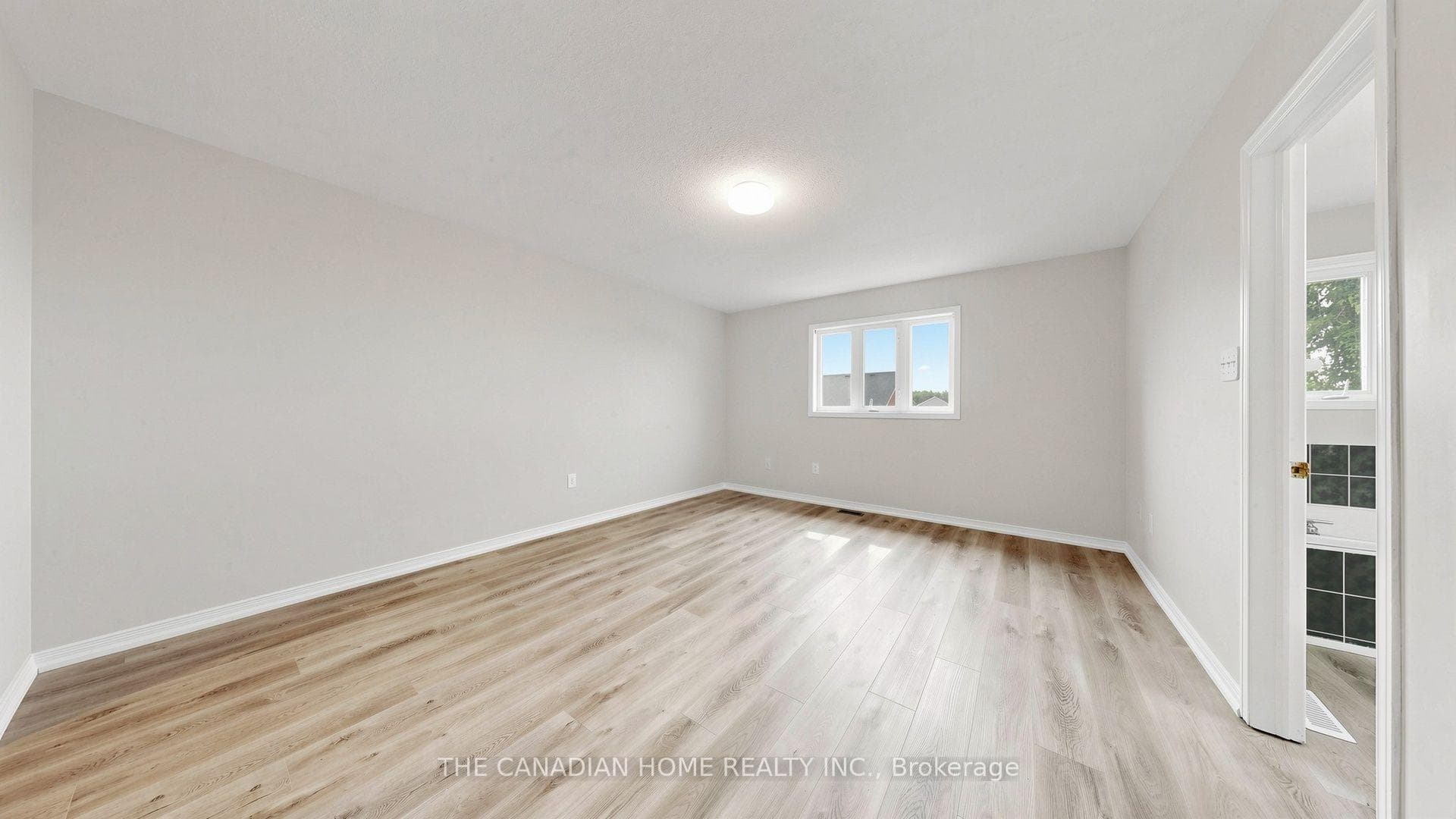 31 Laurendale Avenue photo 26