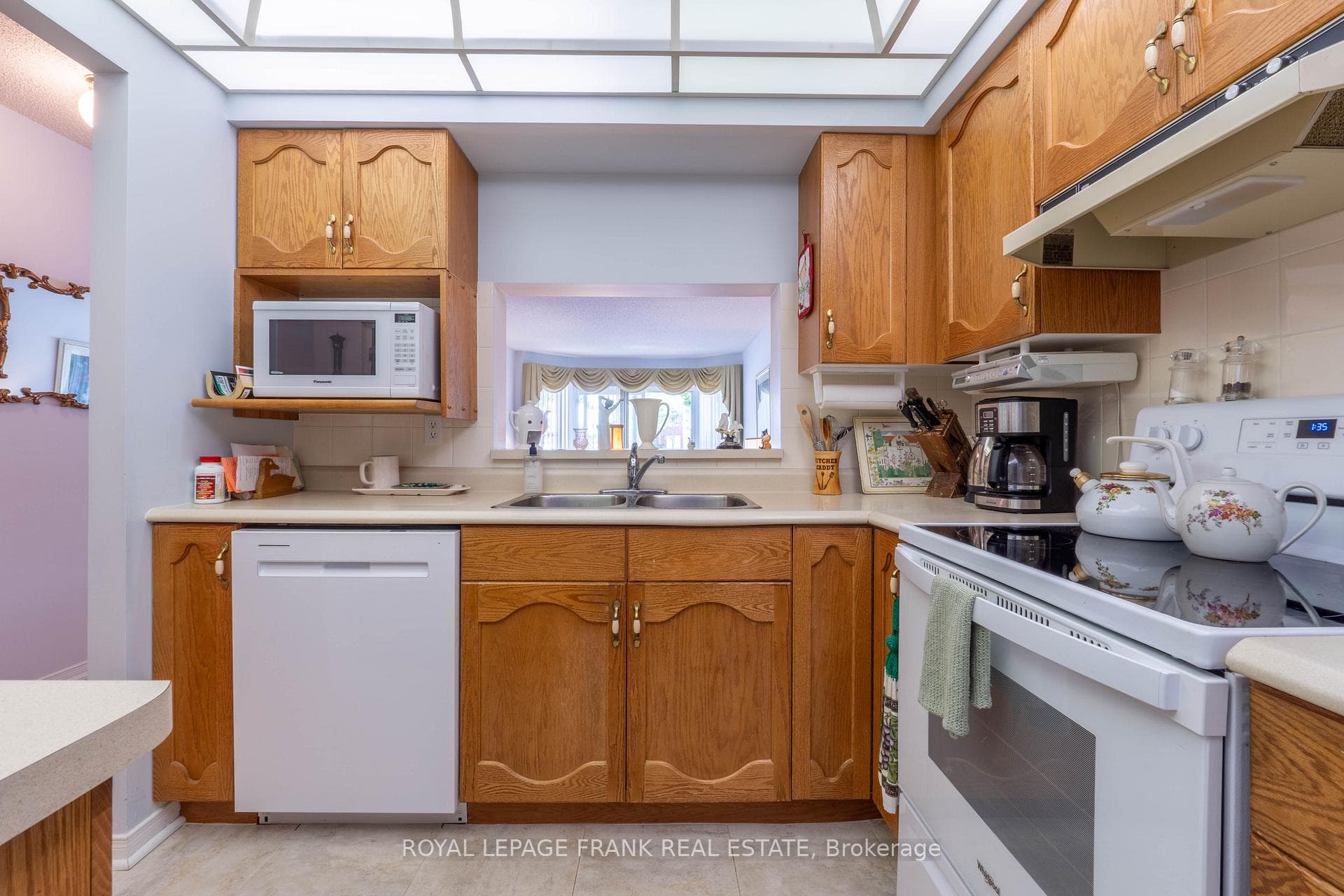 4 Heritage Way Unit 104 photo 12