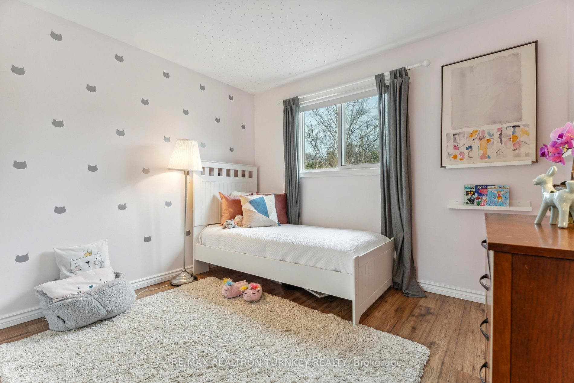 2nd Bedroom
