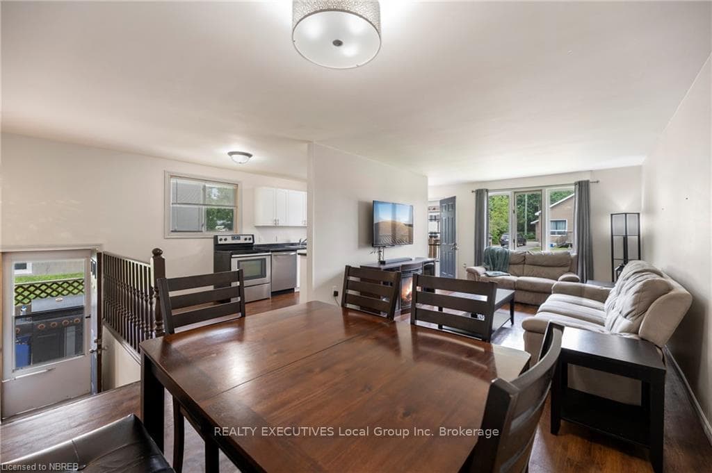 115 HILLCREST Avenue photo 14