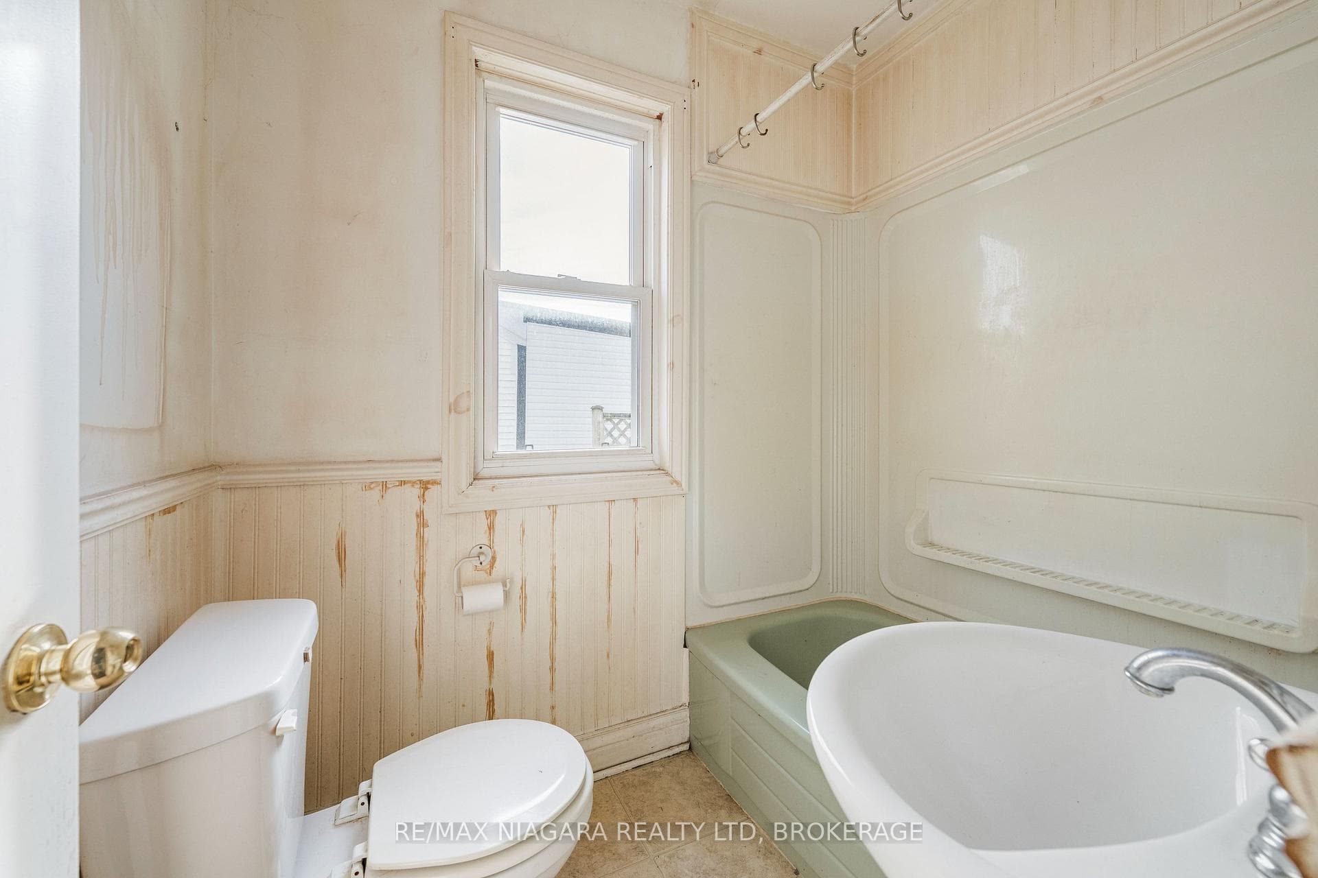 12 Admiral Road photo 12