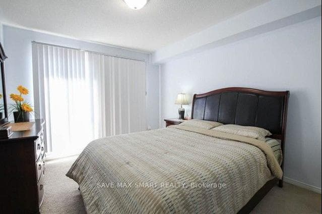 60 Fairwood Circle Unit 82 photo 12