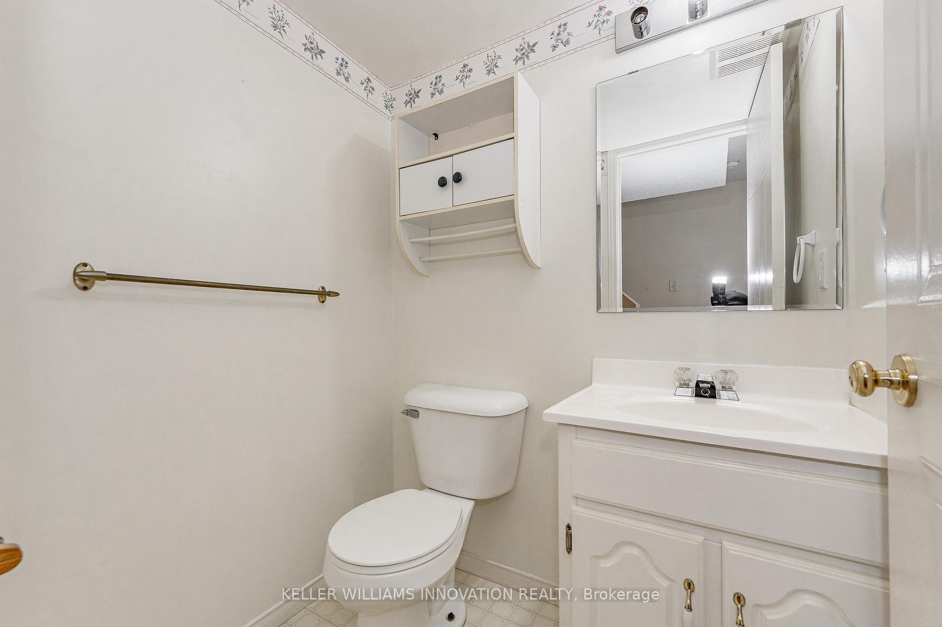 426 Grange Road Unit 11 photo 17