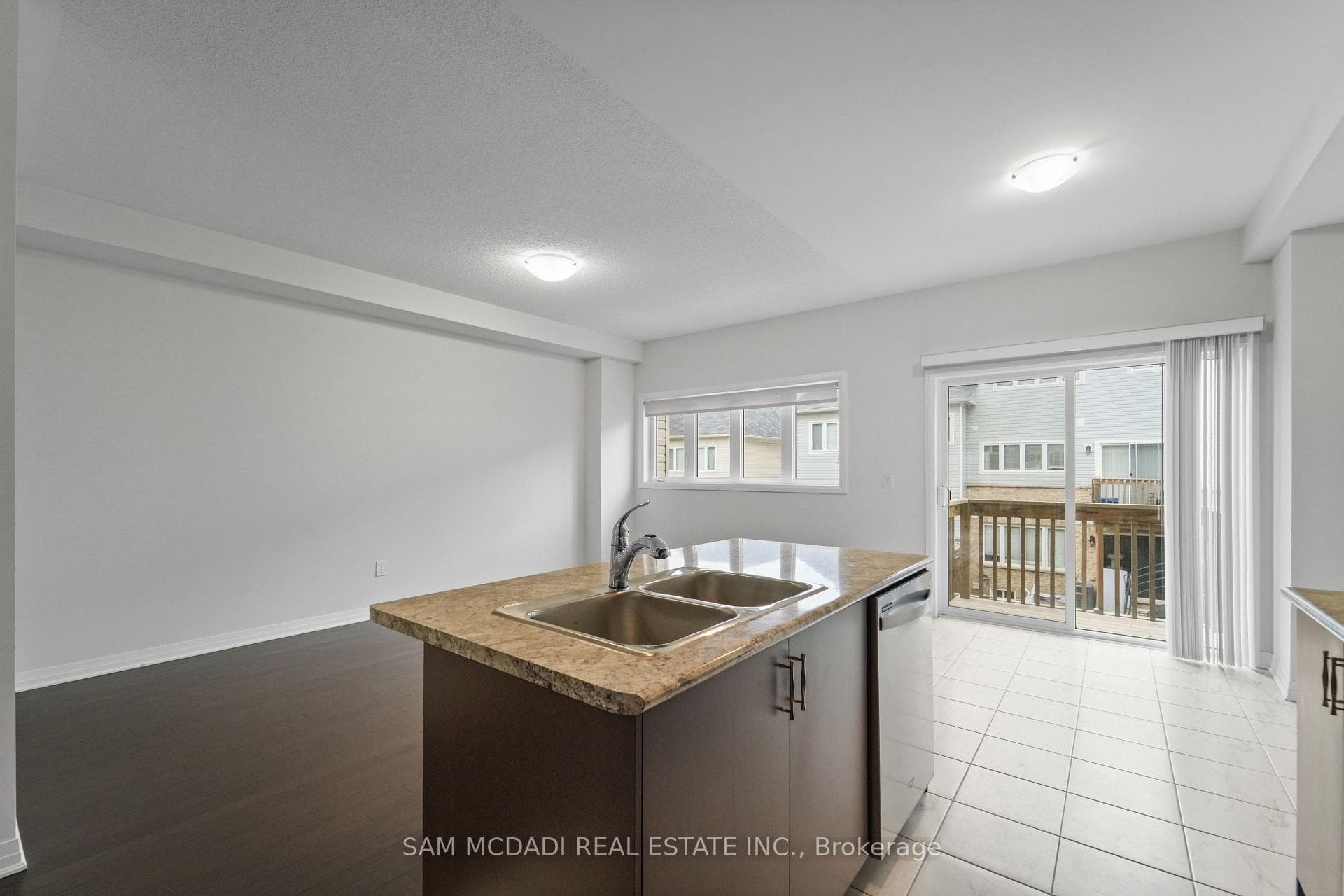 4083 Canby Street photo 15
