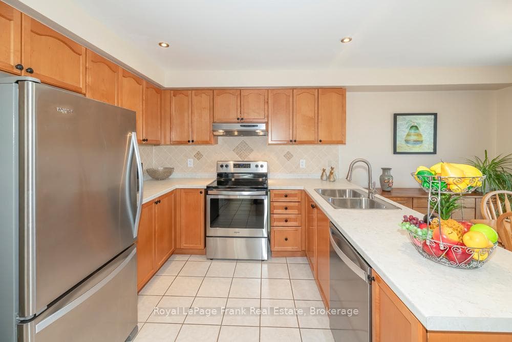Great kitchen with lots of cabinets, counter space