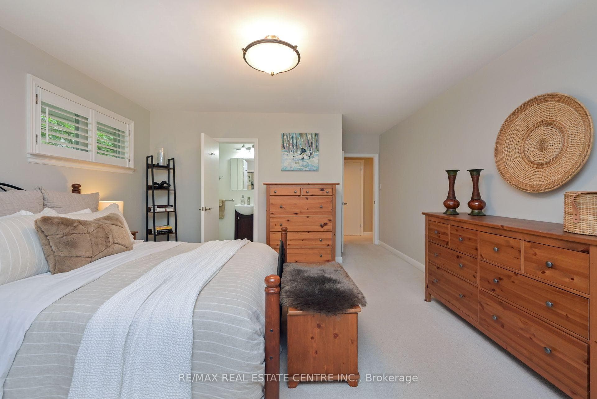 31 Blair Athol Crescent photo 14