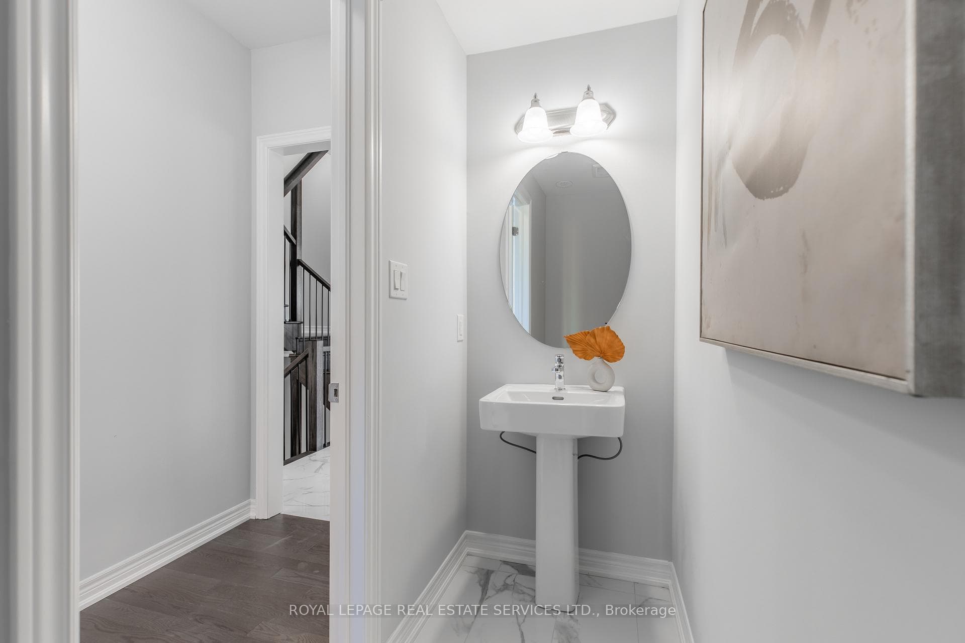 116 Cornell Centre Boulevard photo 20