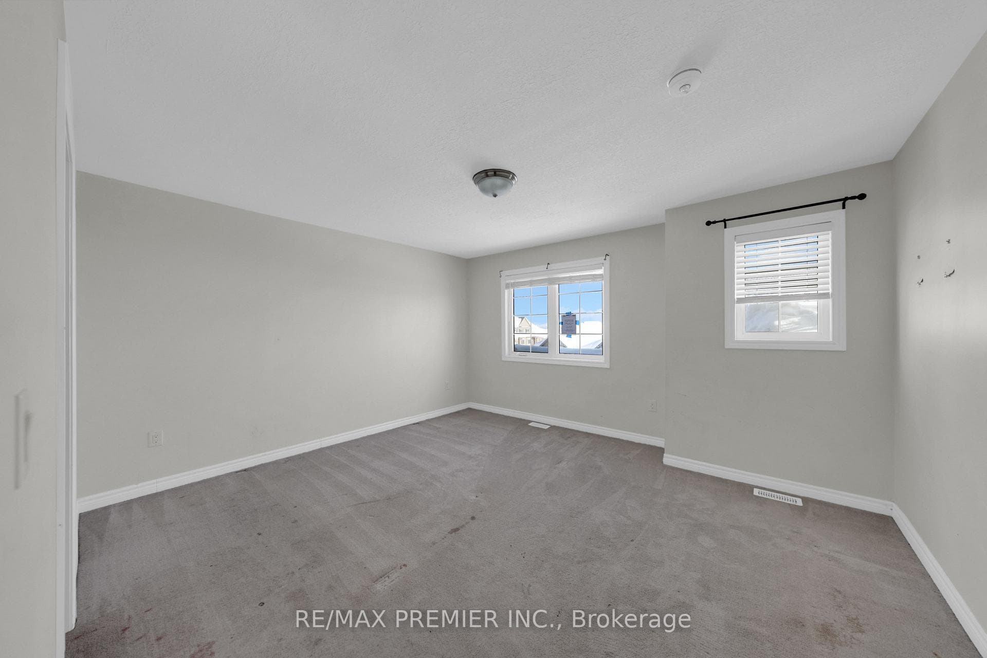 177 Isabella Drive photo 13