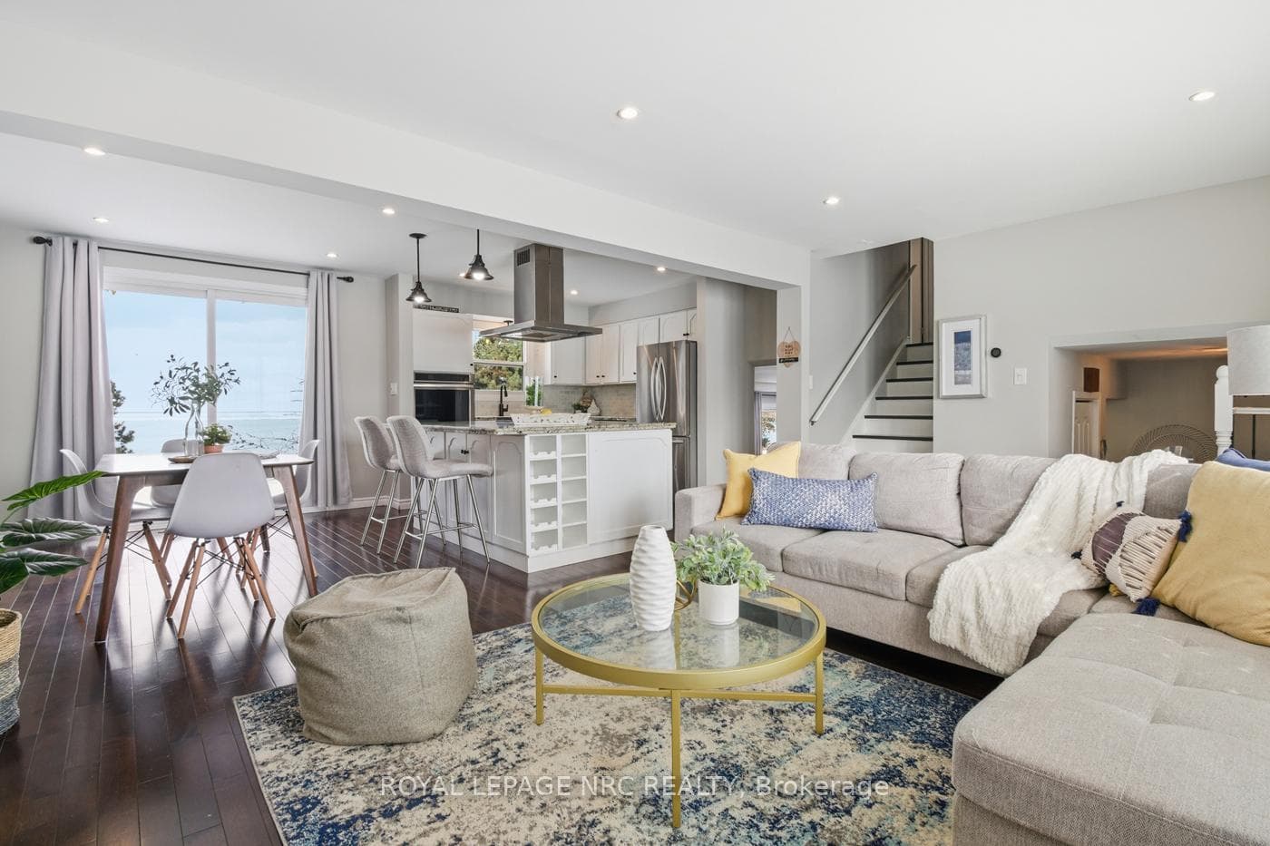 29 Beachview Drive photo 6