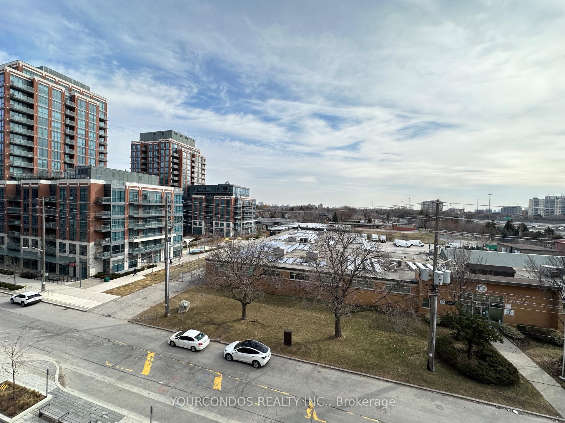 8 TIPPETT Road Unit 508 photo 16